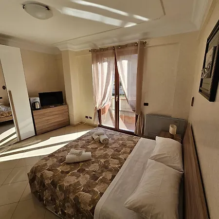 Nino 招待所 巴勒莫